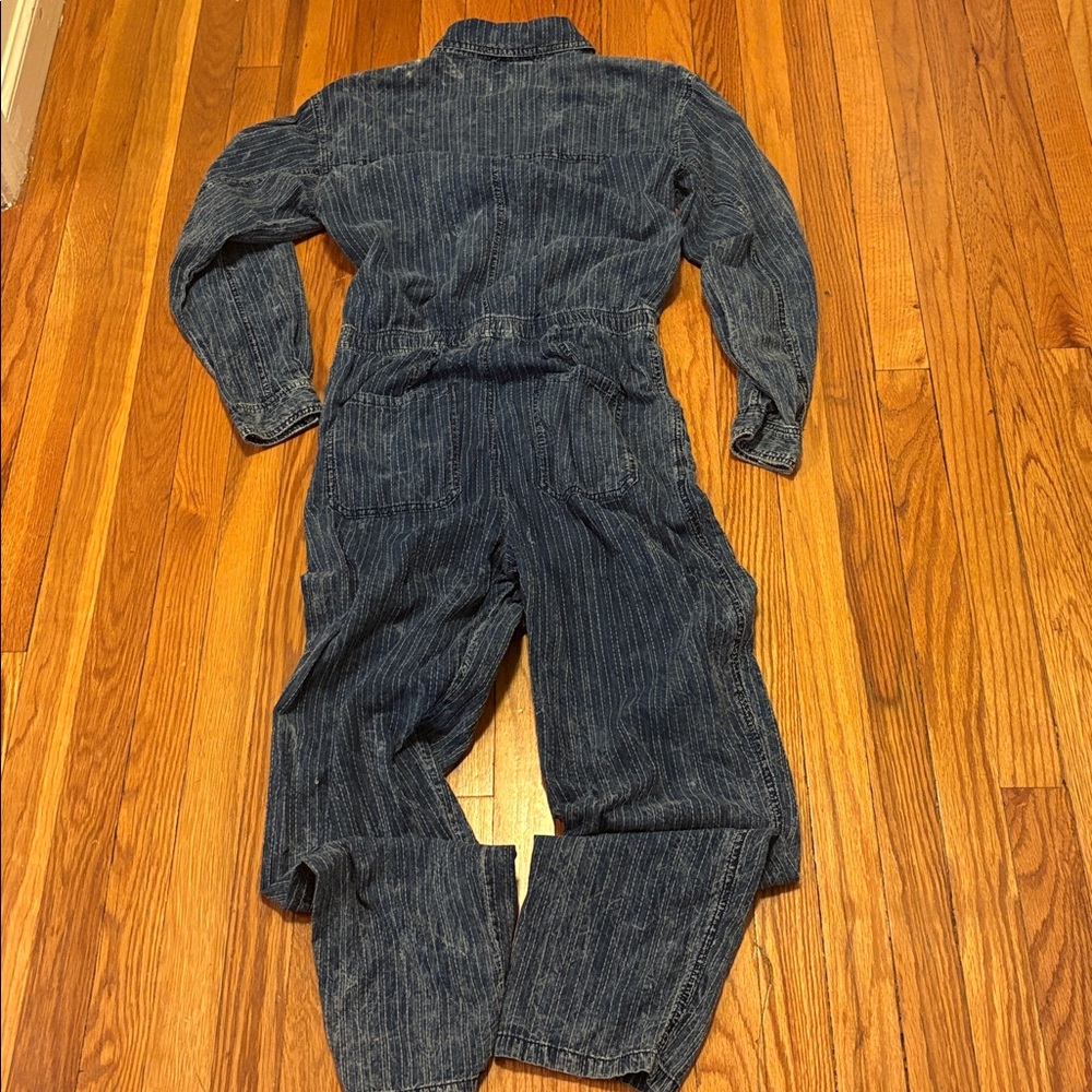 We The Free Ari Denim Jumpsuit Pinstripe Utility Snap Front Size Small - Picture 5 of 5